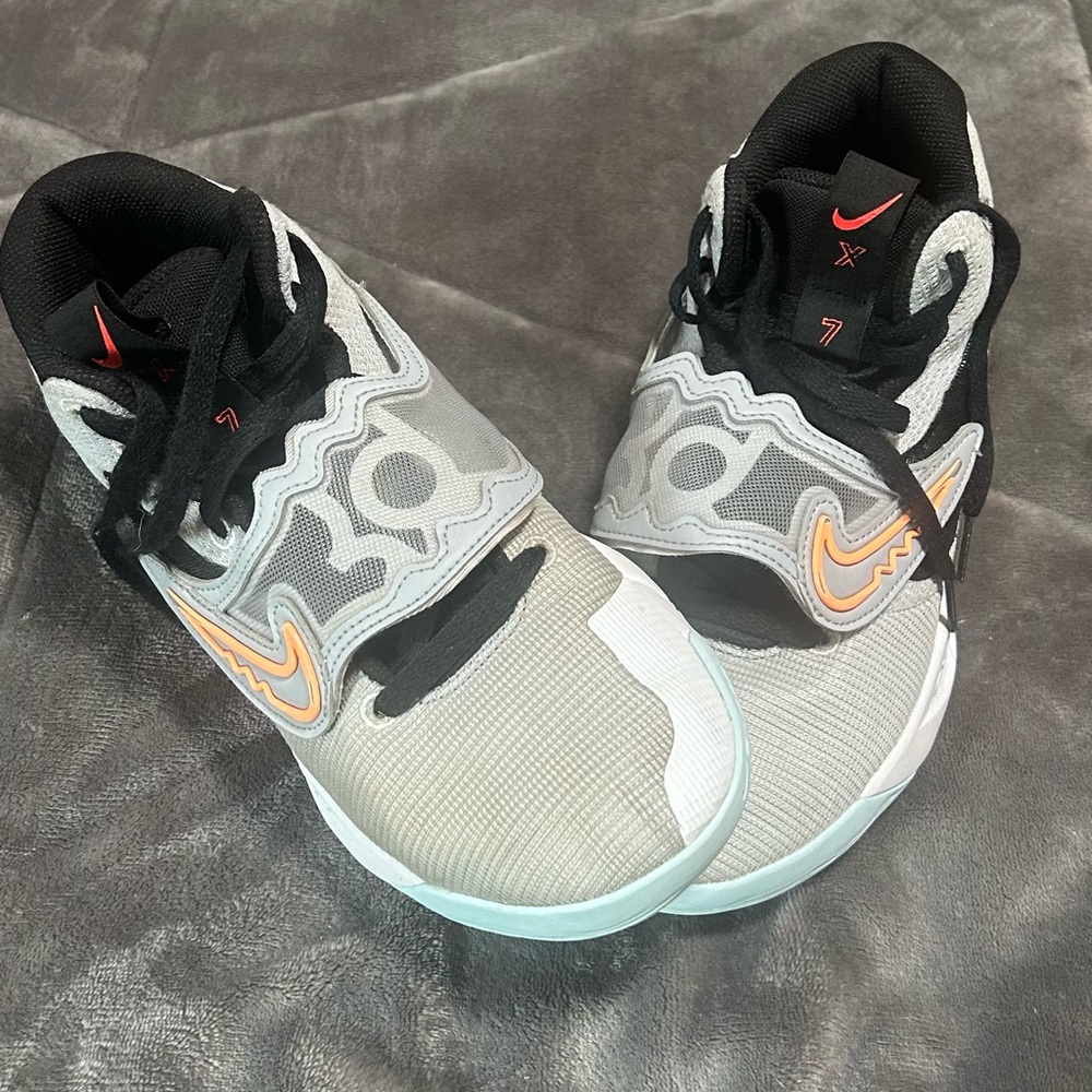 Nike Kevin Durant Trey 5X Size 8.5 Men’s